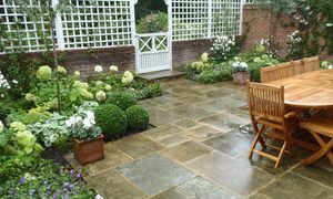 Belsize Park Classic English Garden 14
